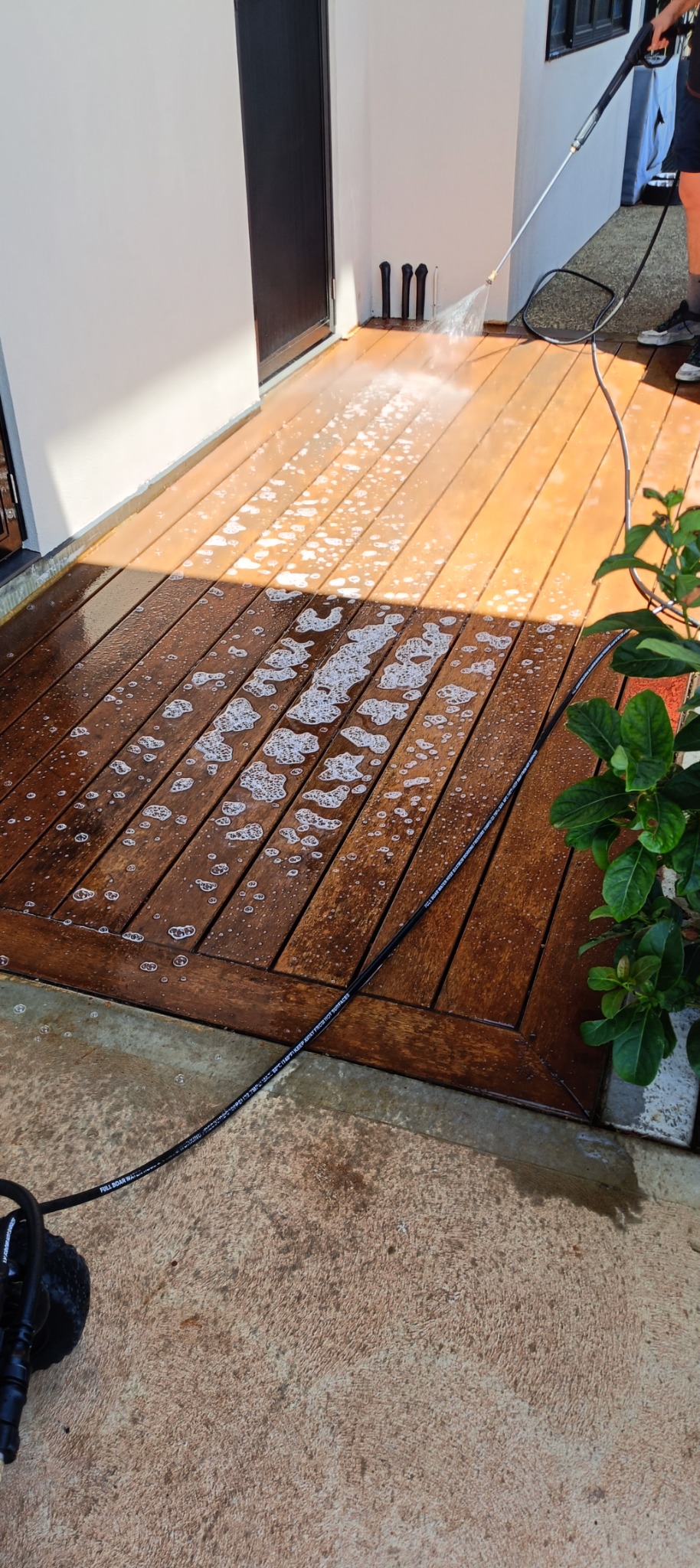 Decking cleaning in progress thumbnail